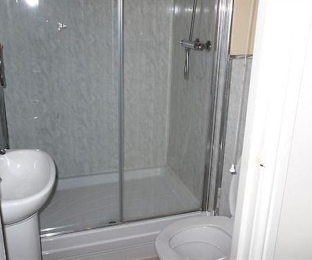 Alpine Guest House Middlesbrough Exterior foto